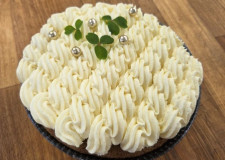 Gulerodskage med creme cheese 