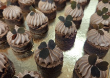 Brownie med mælkechokoladecreme